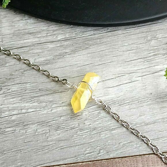 Dainty Aura Quartz Crystal Anklet Bracelet, Adjustable Gemstone Jewelry - Picture 3 of 3